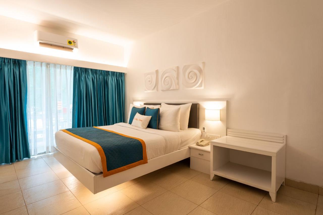Zone Connect By The Park Calangute Hotel Old Goa Exterior photo